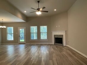 73064 Still Hollow Dr in Covington, LA - Foto de edificio - Building Photo
