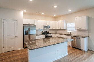 375 Hidden Cove Dr in Little River, SC - Building Photo - Building Photo