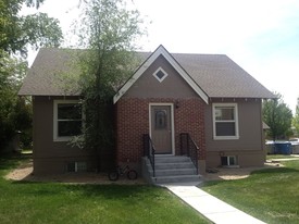 803 E Bird Ave in Nampa, ID - Building Photo