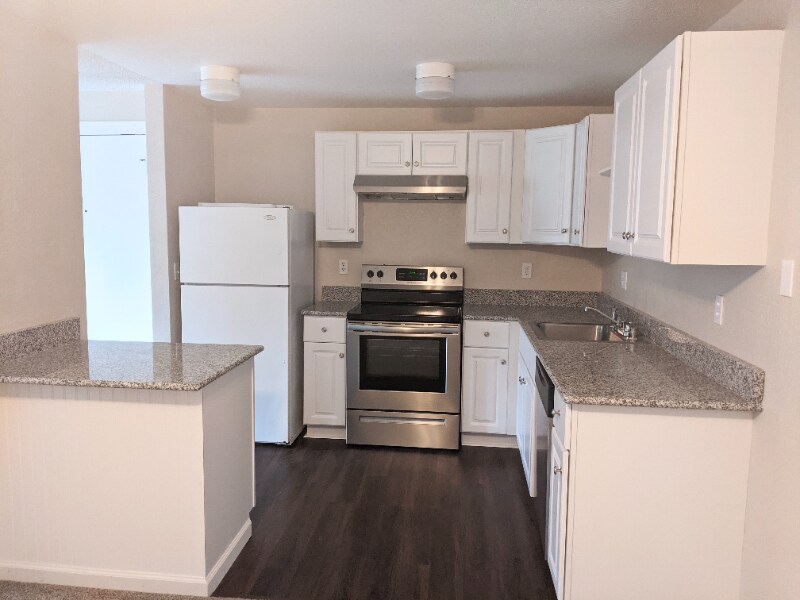1150 Sunset Blvd NE in Renton, WA - Building Photo