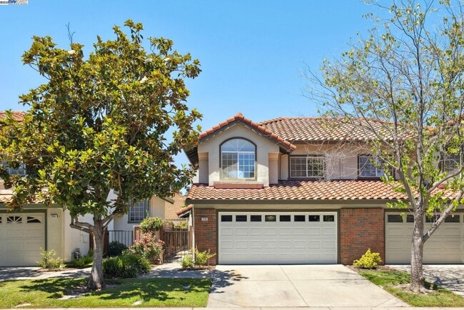 property at 1733 Magnolia Cir