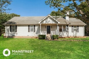 132 Lynnford Dr in Murfreesboro, TN - Building Photo