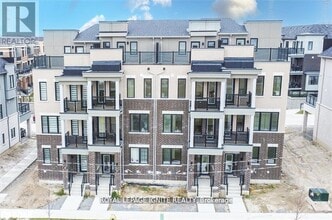 807 Port Darlington Rd in Bowmanville, ON - Building Photo - Building Photo
