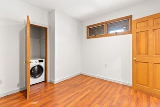 100-102 Main St in Gloucester, MA - Foto de edificio - Building Photo