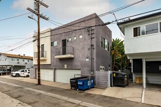 1936 S Shenandoah St in Los Angeles, CA - Building Photo - Building Photo