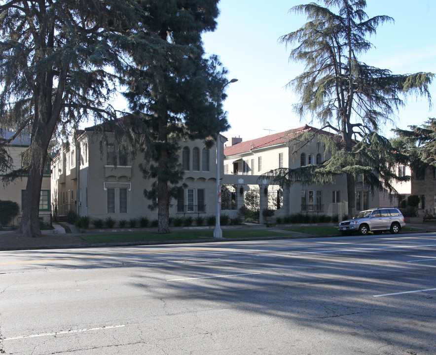 4318 Los Feliz Blvd in Los Angeles, CA - Building Photo