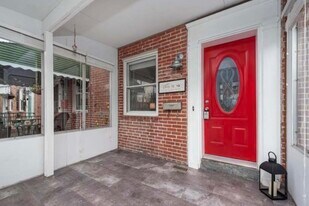 1009 W 43rd St in Baltimore, MD - Building Photo