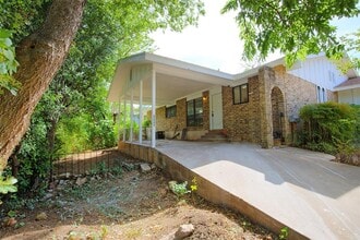 2005 Cody Ct in Austin, TX - Building Photo - Building Photo