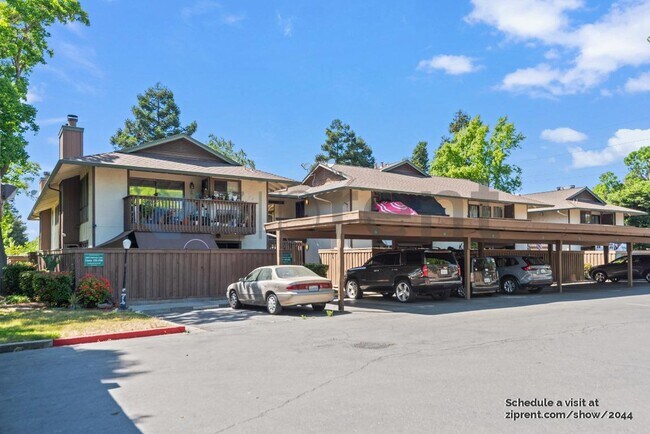 2400 Horizon Ln in Antioch, CA - Building Photo - Building Photo