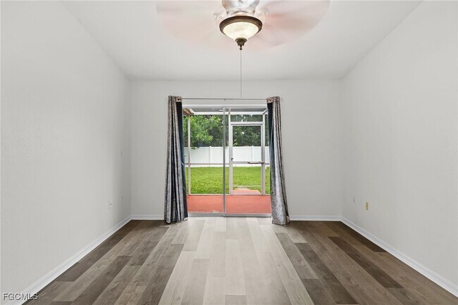 property at 1425 SW 10th St