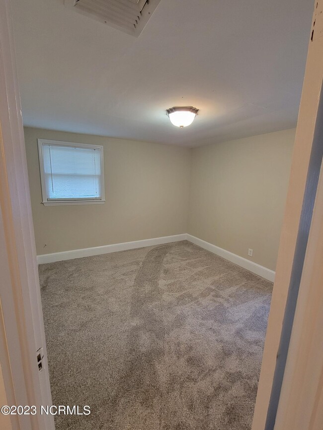 565 N May St in Southern Pines, NC - Building Photo - Building Photo