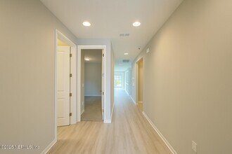 1827 Amberly Dr in Middleburg, FL - Building Photo - Building Photo
