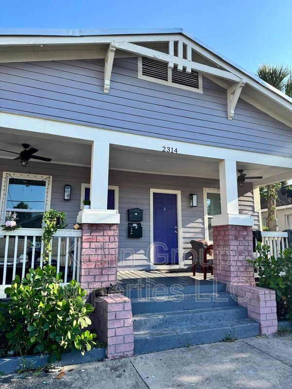 property at 2314 W Chestnut St