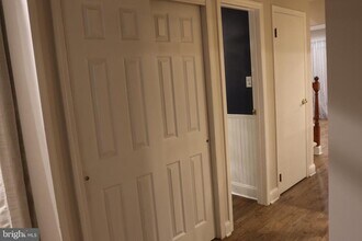 13 Tulip Ct in Mount Laurel, NJ - Building Photo - Building Photo