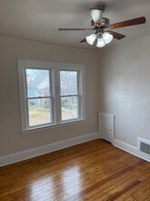 4120 Smith Rd, Unit 4120 APT #2 in Cincinnati, OH - Foto de edificio - Building Photo