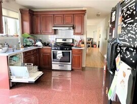 309 Beacon St in Somerville, MA - Building Photo