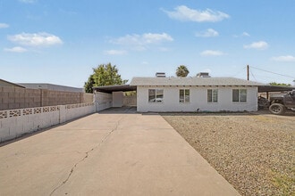 2534 N 28th St in Phoenix, AZ - Building Photo - Building Photo