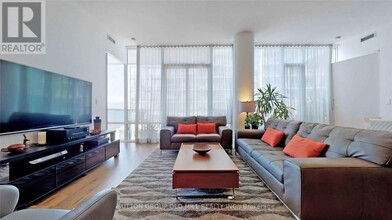 29-429 Queens Quay E in Toronto, ON - Building Photo - Building Photo
