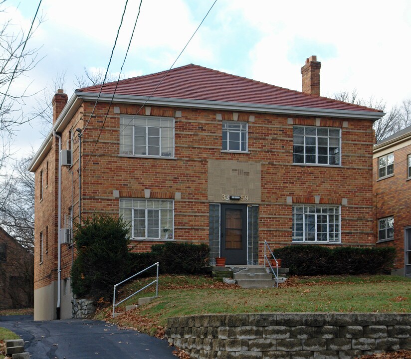 3359 Werk Rd in Cincinnati, OH - Building Photo