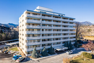 Saturn Towers in Colorado Springs, CO - Building Photo - Primary Photo