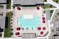 Building Photo - Avalon West Apartamentos in El Paso, Texas
