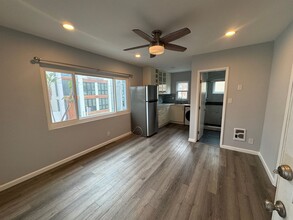 5105 Pacific Ave in Los Angeles, CA - Building Photo - Building Photo