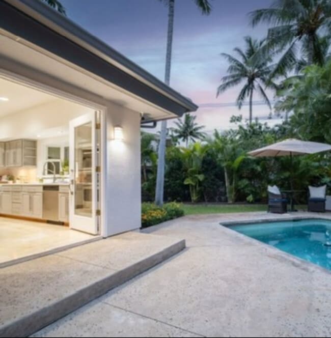 property at 361 Pualoa Nani Pl