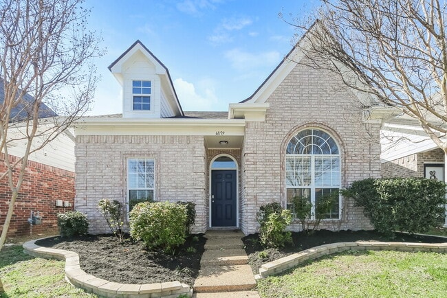 6859 Seaside Dr