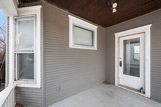 1321 W 13th St in Davenport, IA - Foto de edificio - Building Photo