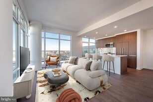 300 12th St SW in Washington, DC - Building Photo