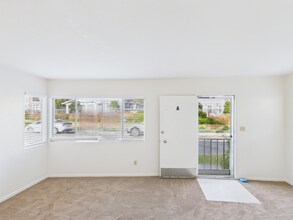 2340 Ocean St in Carlsbad, CA - Building Photo - Building Photo