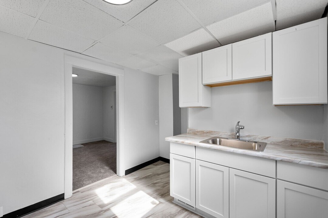 228 Evaline St in Pittsburgh, PA - Building Photo
