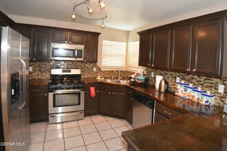 6189 Night Fall Pl in El Paso, TX - Building Photo - Building Photo