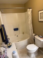 15130 SW Mallard Dr, Unit 202 in Beaverton, OR - Building Photo - Building Photo