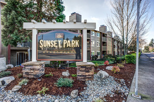 Sunset Park Apartments