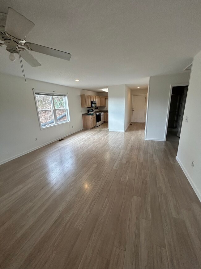 140 Randolph St in Franklin, NC - Building Photo - Building Photo