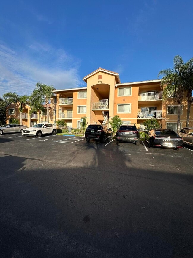 property at 191 SW Palm Dr