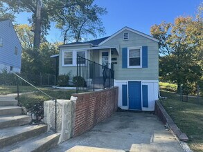 5723 Beldon Dr in St. Louis, MO - Building Photo - Building Photo