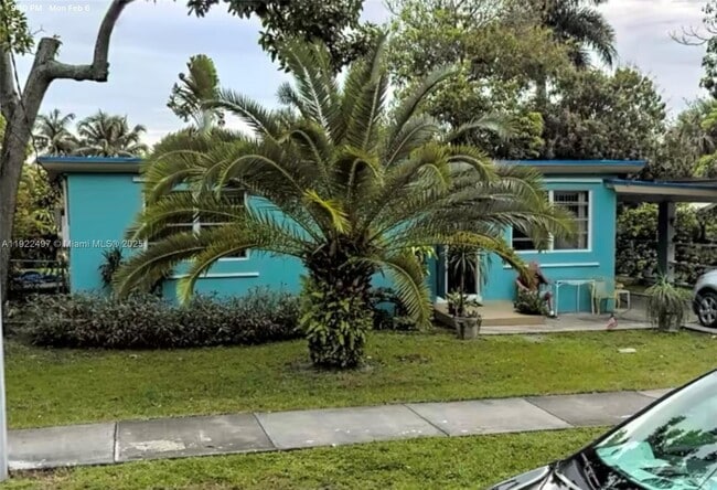 property at 209 SW 5th St