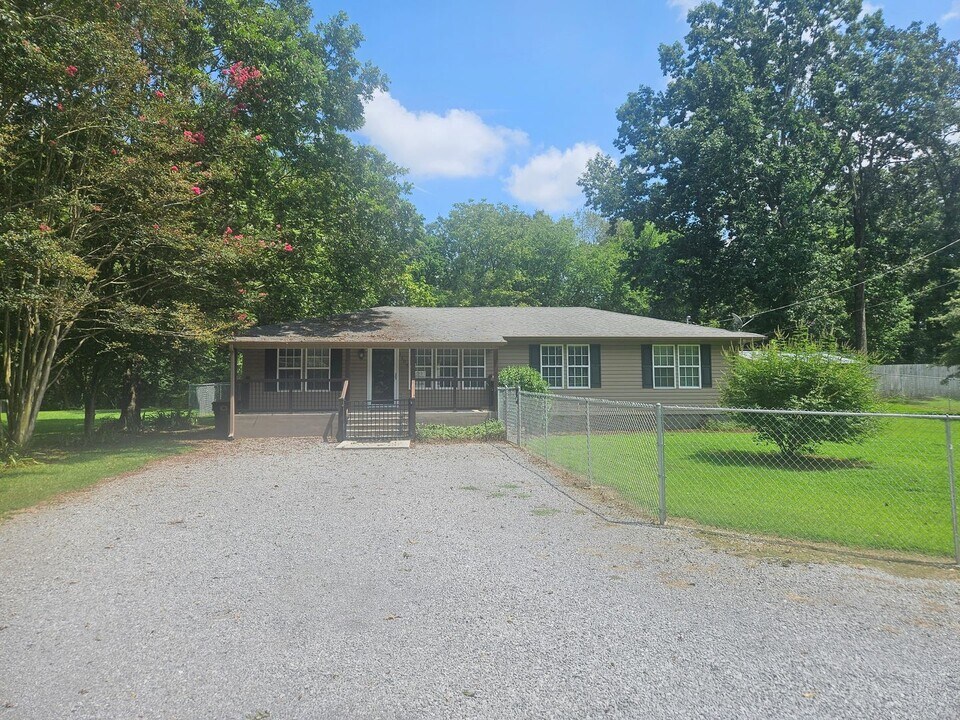1108 St Joseph Dr NW in Cullman, AL - Building Photo