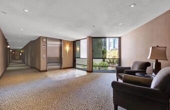 750 State St in San Diego, CA - Building Photo - Building Photo