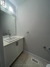 248 Dagenham St in Ottawa, ON - Building Photo - Building Photo