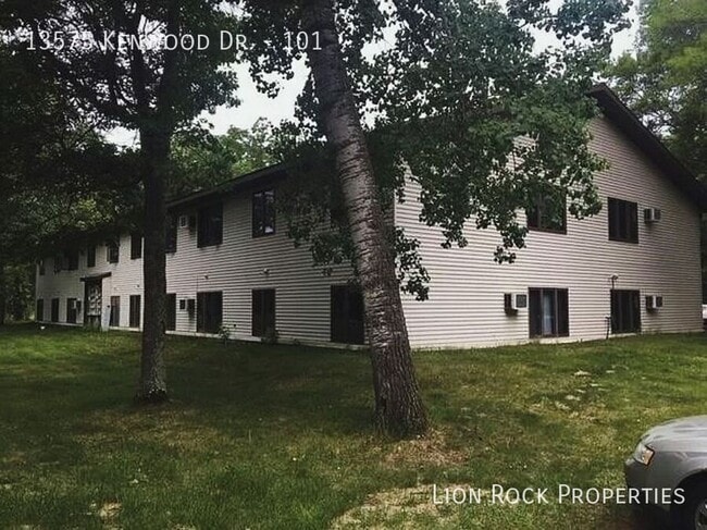 13575 Kenwood Dr N in Baxter, MN - Building Photo - Building Photo