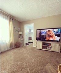 3365 Bathurst Ave photo'