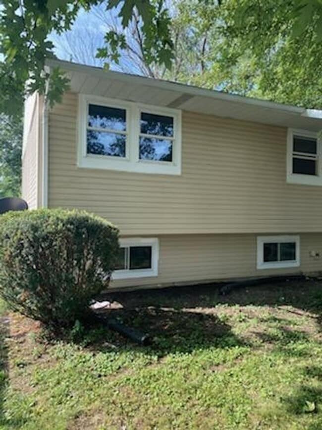 property at 1342 Essex Dr