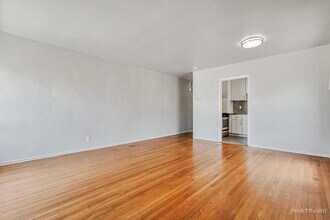 50 Terra Vista Ave in San Francisco, CA - Building Photo - Building Photo