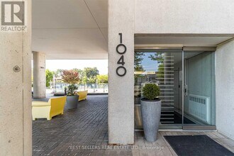 1040 The Queensway in Toronto, ON - Building Photo - Building Photo