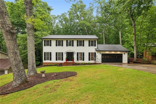 2063 Six Branches Dr in Roswell, GA - Building Photo - Building Photo