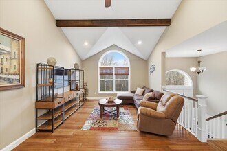 126 Snyder Ln in Scotrun, PA - Foto de edificio - Building Photo