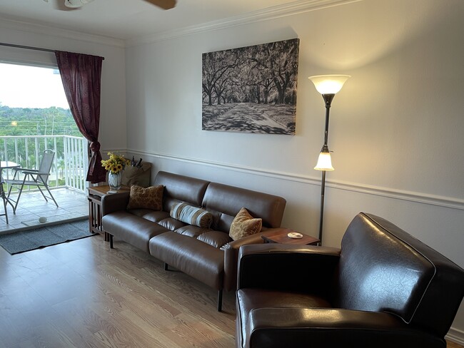 property at 2875 Palm Beach Blvd